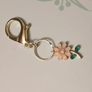Flower keychain/bag charm